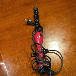 Red Curling Wand with Black Handle